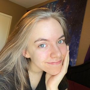 Meet your Posher, Tiffany